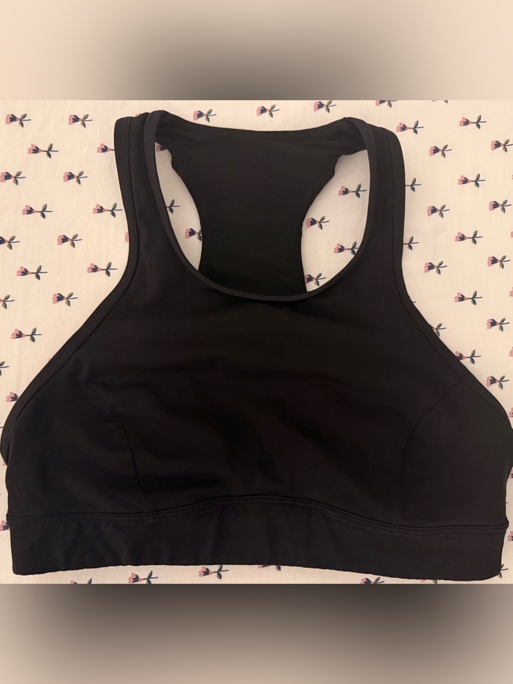 Lululemon High Neck Sports Bra – Women’s Size 8 – Black – GUC